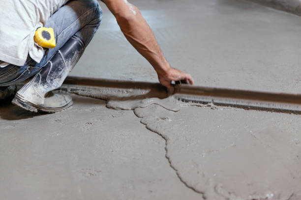Best Best Concrete Contractor  in Edinburg, VA
